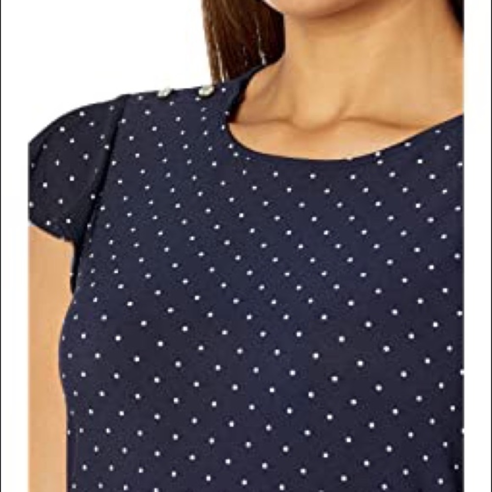 NEW DAY POLKA DOT 👚 BLOUSE!